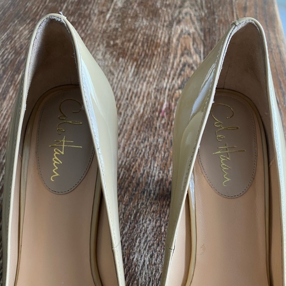 Cole Nike Air Nude Color Pumps - Picture 8 of 8